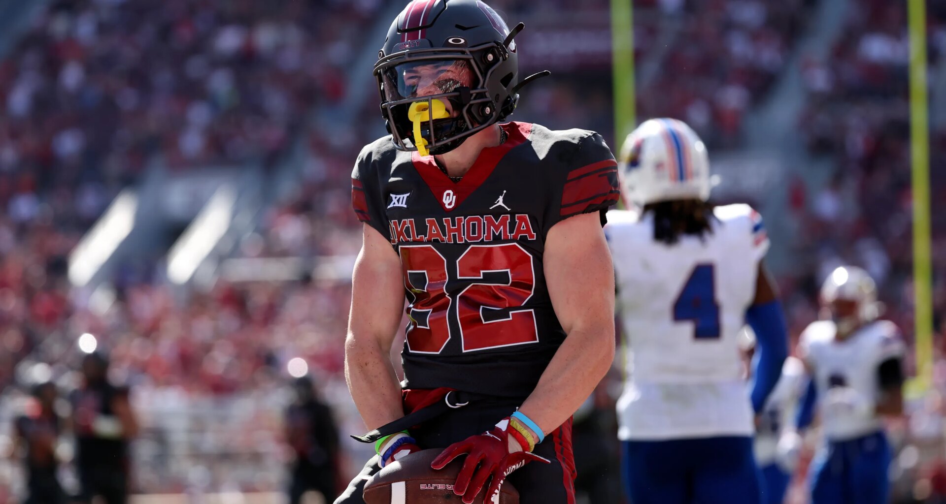 Oklahoma State transfer wide receiver commits to Tennessee football