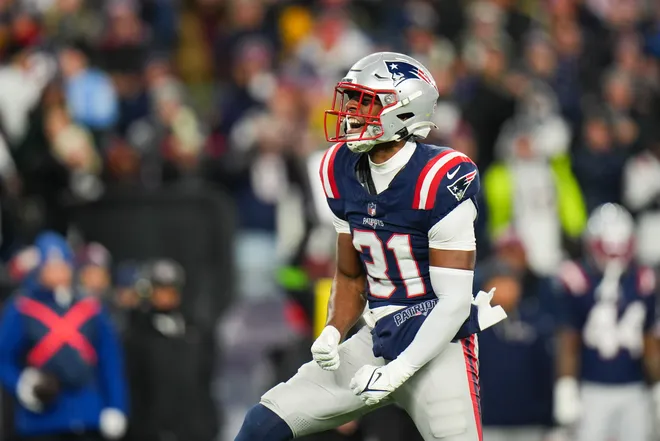 Jan 11, 2026; Foxborough, MA, USA; New England Patriots safety Craig Woodson (31) celebrates a defensive stop during the second quarter against the Los Angeles Chargers in an AFC Wild Card Round game at Gillette Stadium. Mandatory Credit: David Butler II-Imagn Images