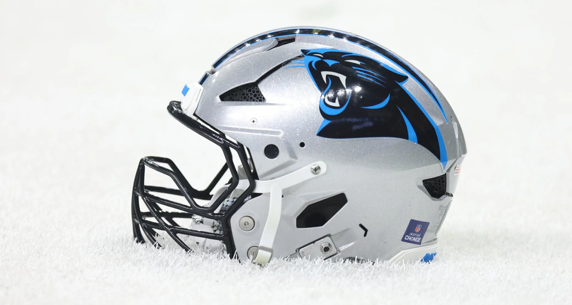 15 players signed to future deals on Monday