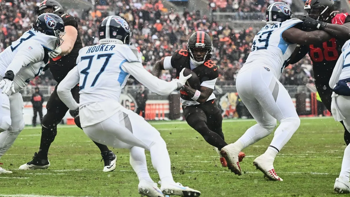 Malachi Corley player props odds, tips and betting trends for Week 17