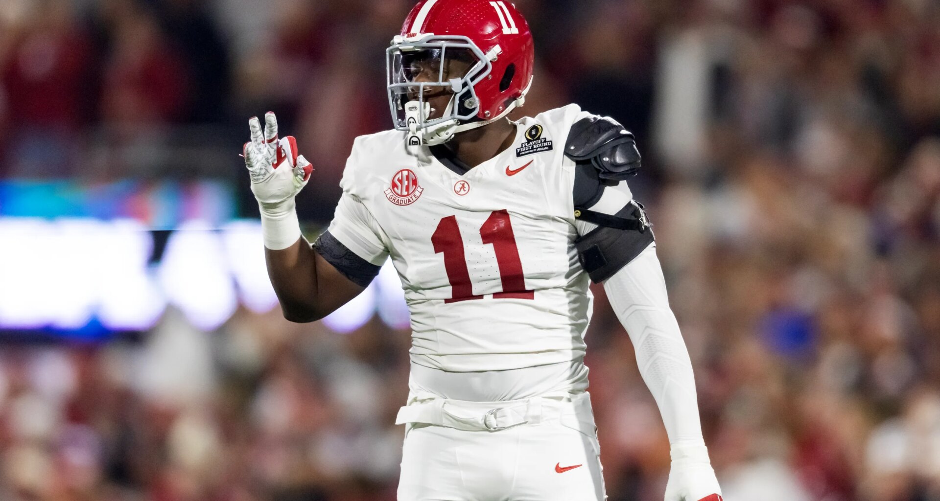 Alabama football lineman Jordan Renaud enters NCAA transfer portal