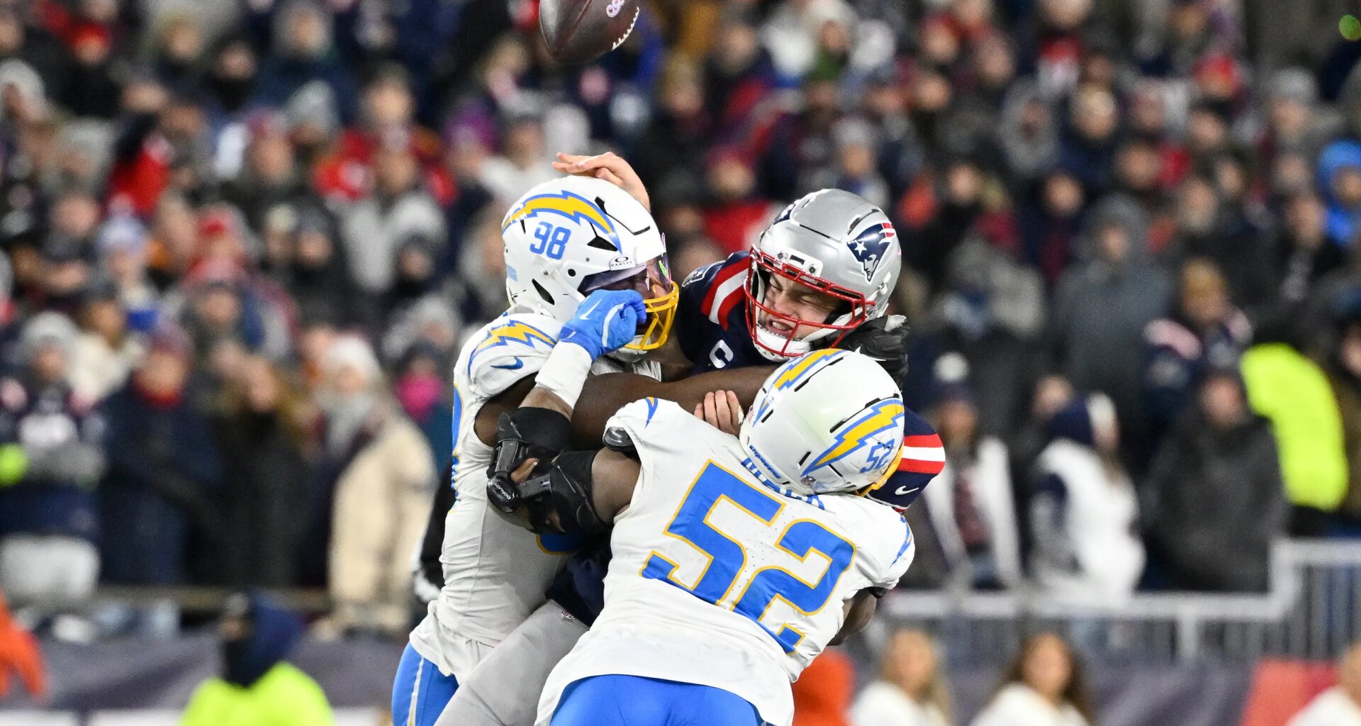 Which Chargers players will be free agents in 2026?