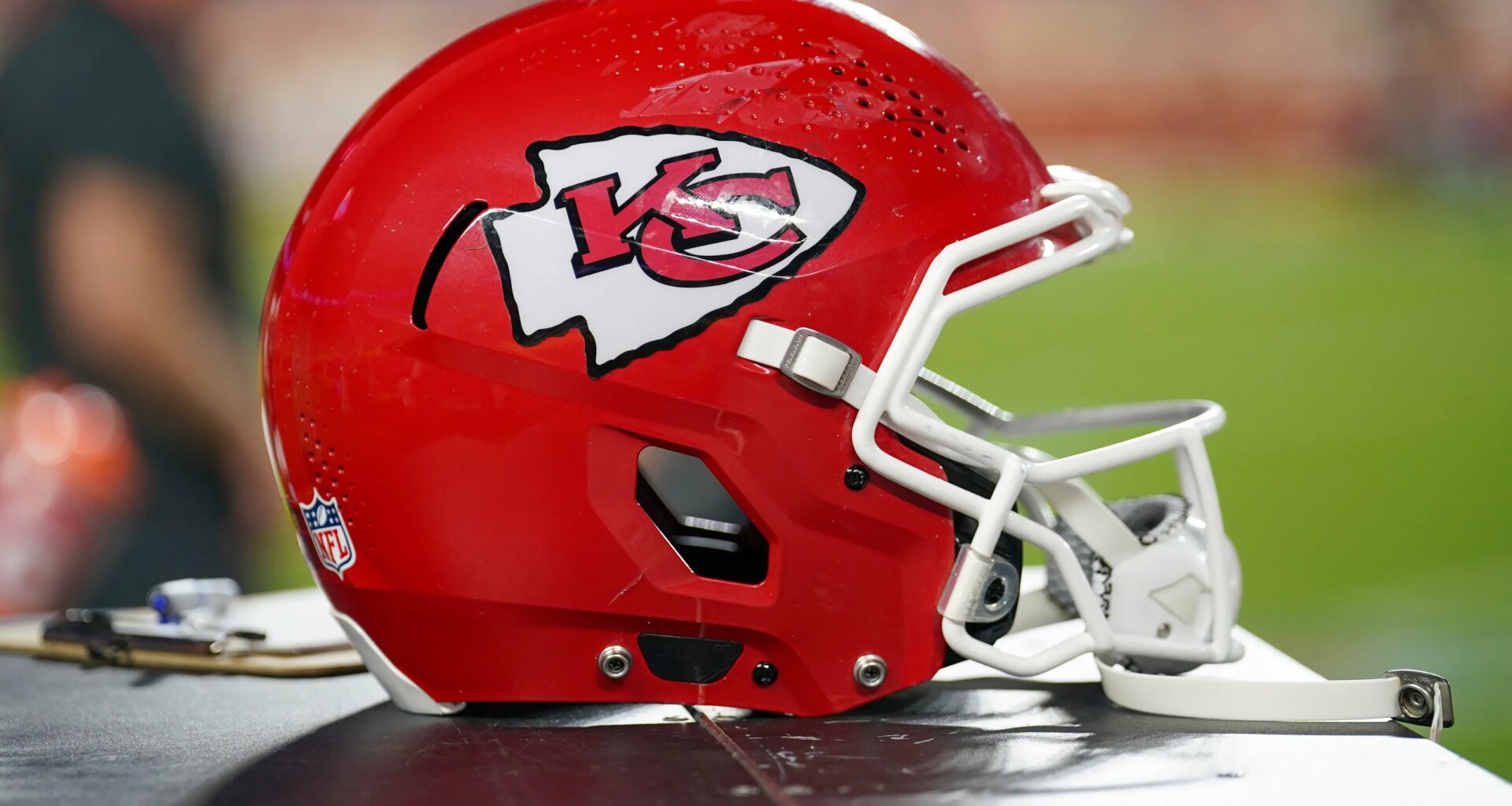Former Kansas City Chiefs Coach joins the UNLV coaching staff