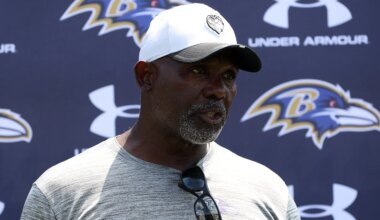 New York Giants expected to interview Ravens OL coach George Warhop