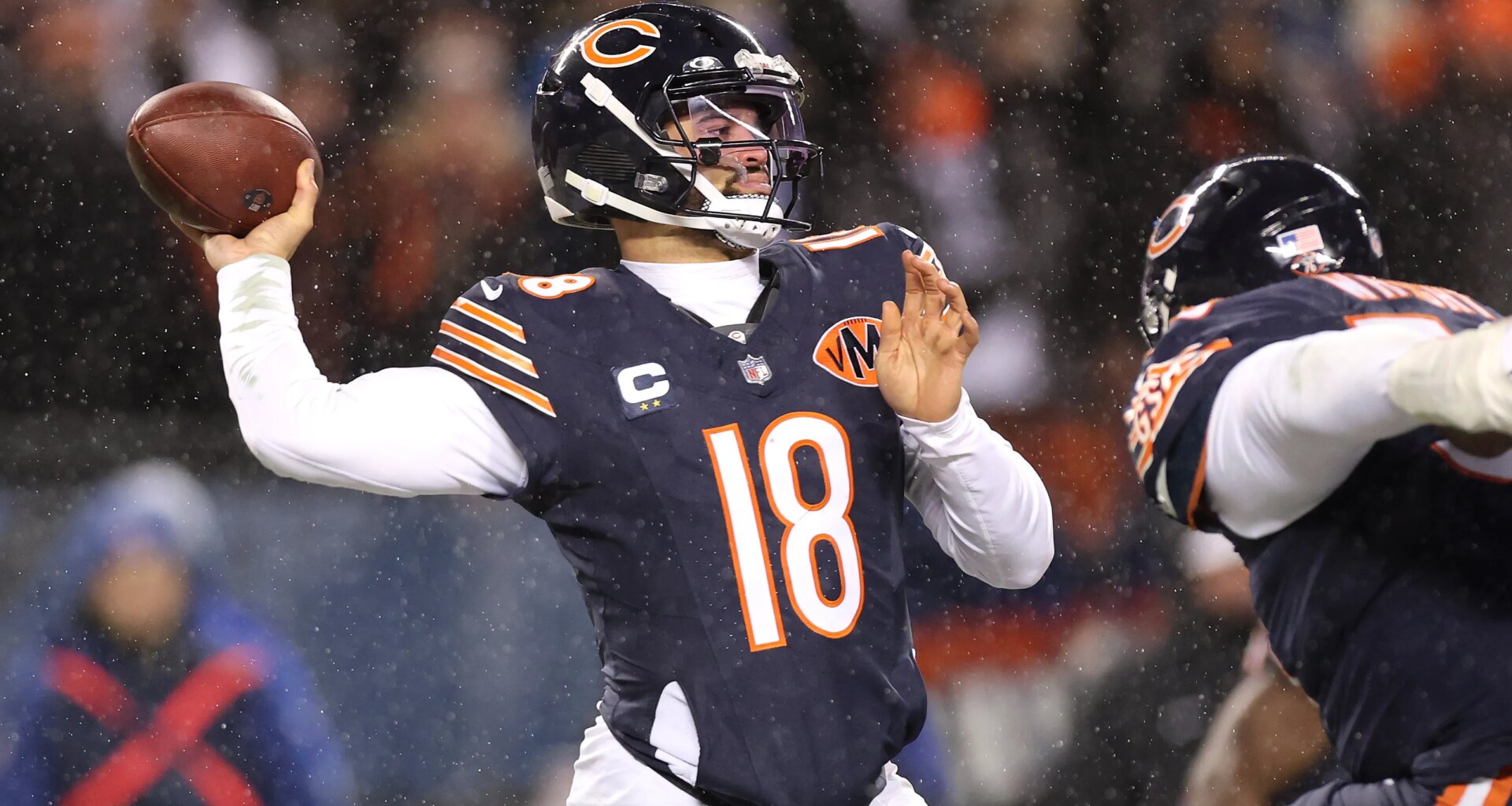 Bears RT Darnell Wright had high praise for QB Caleb Williams