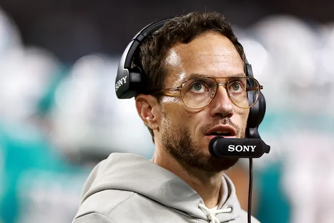 MIAMI GARDENS, FLORIDA - OCTOBER 30: Head coach Mike McDaniel of the Miami Dolphins looks on against the Baltimore Ravens during the first quarter in the game at Hard Rock Stadium on October 30, 2025 in Miami Gardens, Florida. (Photo by Carmen Mandato/Getty Images)