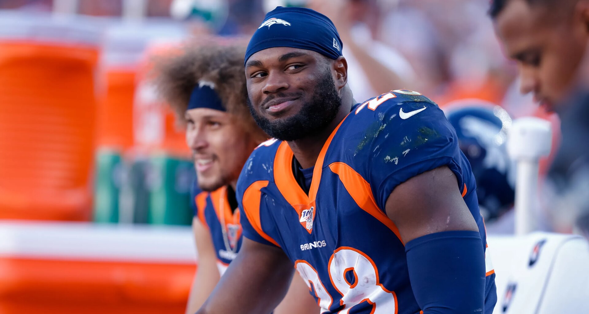 3 ex-players receive reserve/future contracts