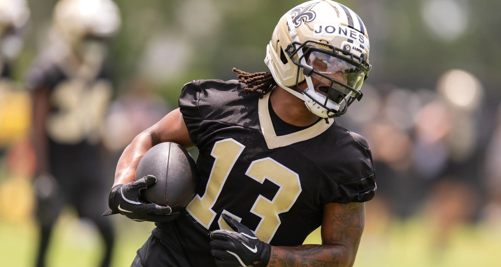 Ex-Saints RB's Velus Jones, Cam Akers active for Seahawks title game