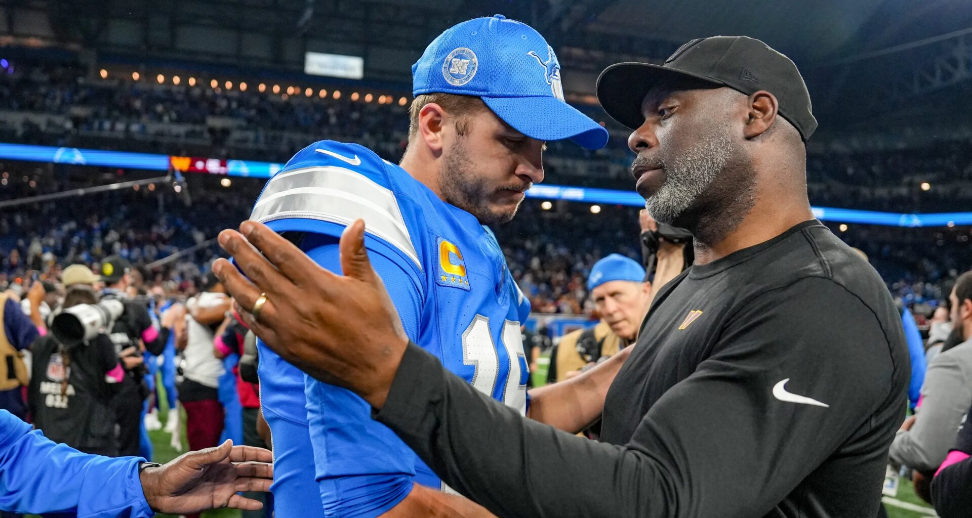Anthony Lynn officially interviews with Bills