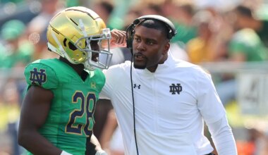 Ravens to hire Notre Dame DB coach Mike Mickens
