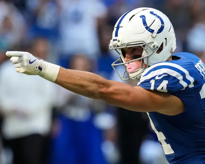 Indianapolis Colts wide receiver Alec Pierce (14) signals a first down during a game against the Arizona Cardinals on Sunday, Oct. 12, 2025, at Lucas Oil Stadium in Indianapolis. The Colts defeated the Cardinals 31-27.