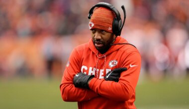 Tennessee Titans hire Greg Lewis as wide receivers coach