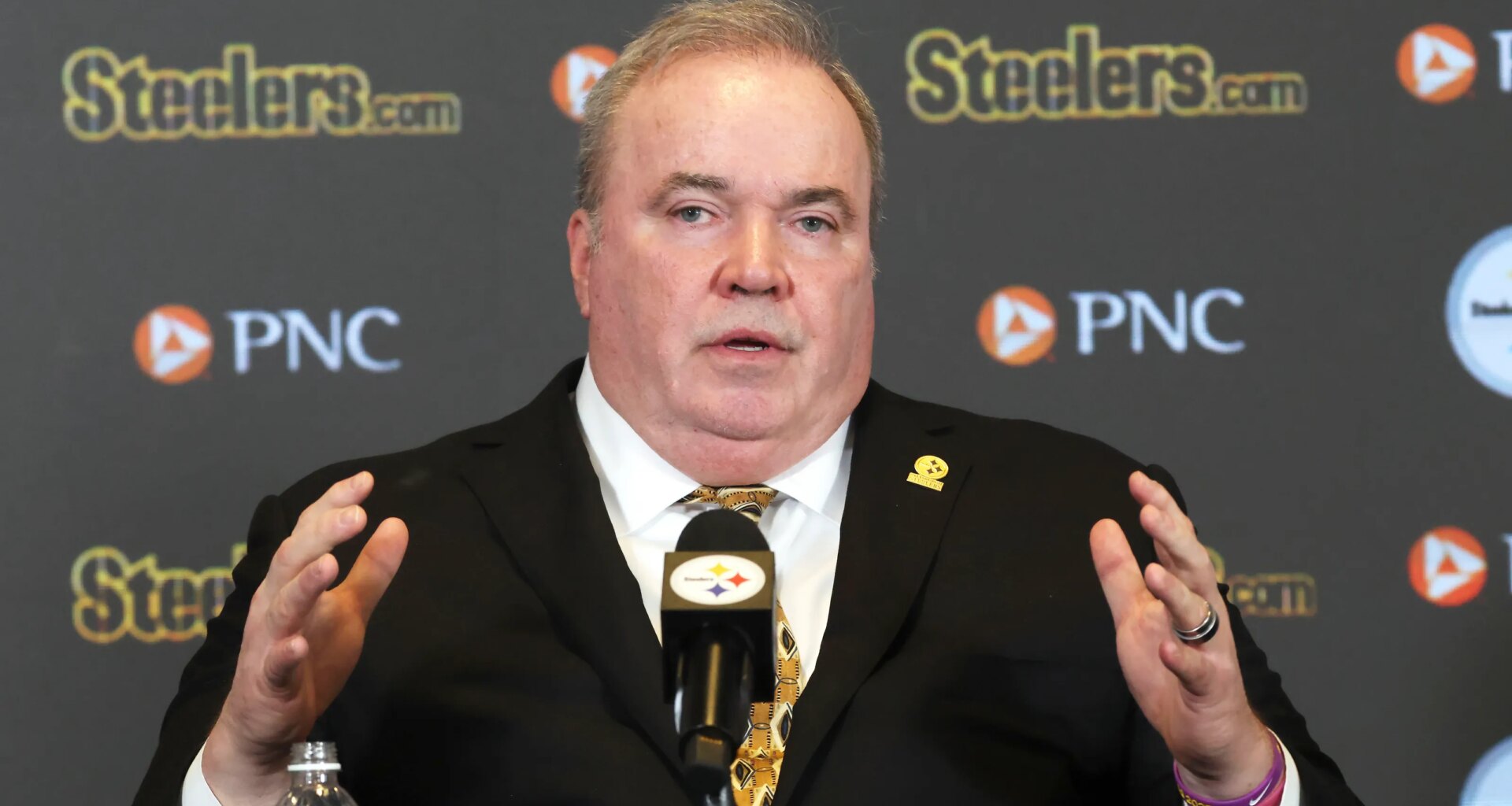 Steelers' Mike McCarthy says he'll take over playcalling on offense