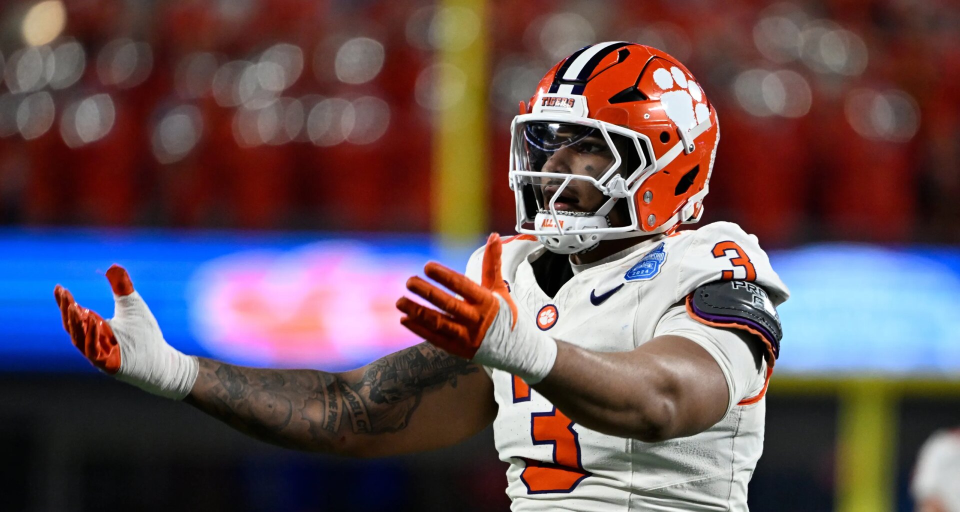 7 defensive draft prospects for Titans to watch