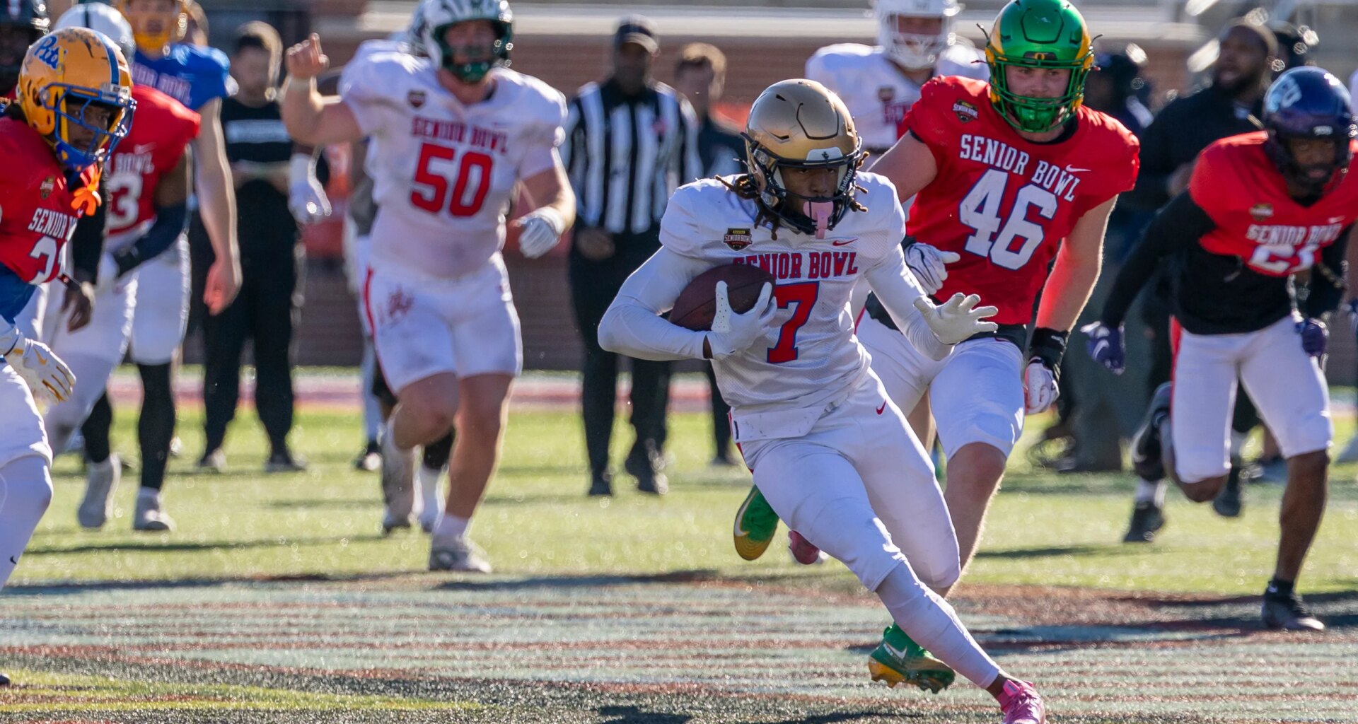 7 offensive draft prospects for Titans to watch