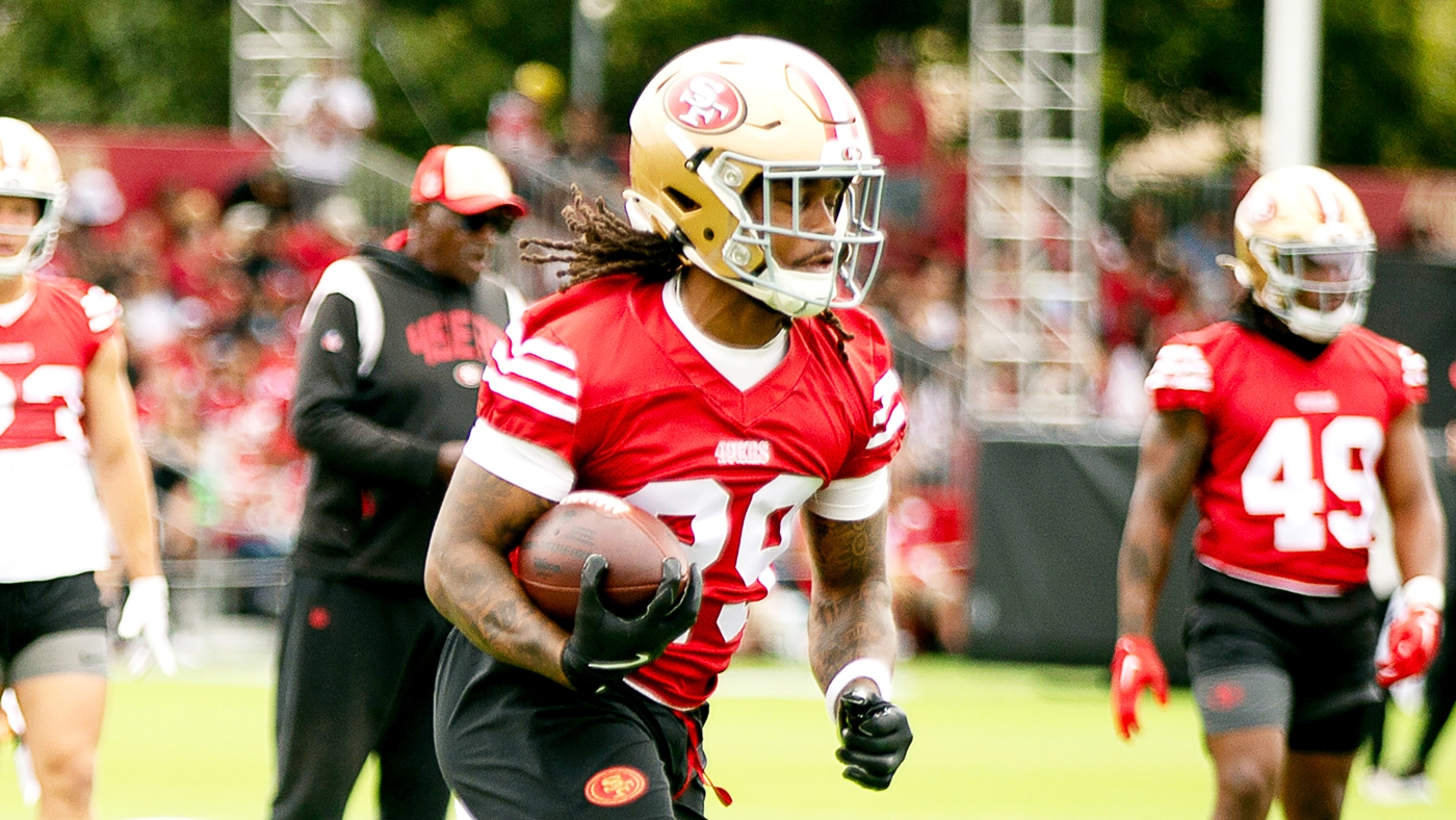 49ers' Kyle Shanahan excited about Jordan James heading into 2026 season