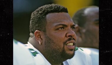 Former Philadelphia Eagles Player Kevin Johnson Dead At 55, Family Says