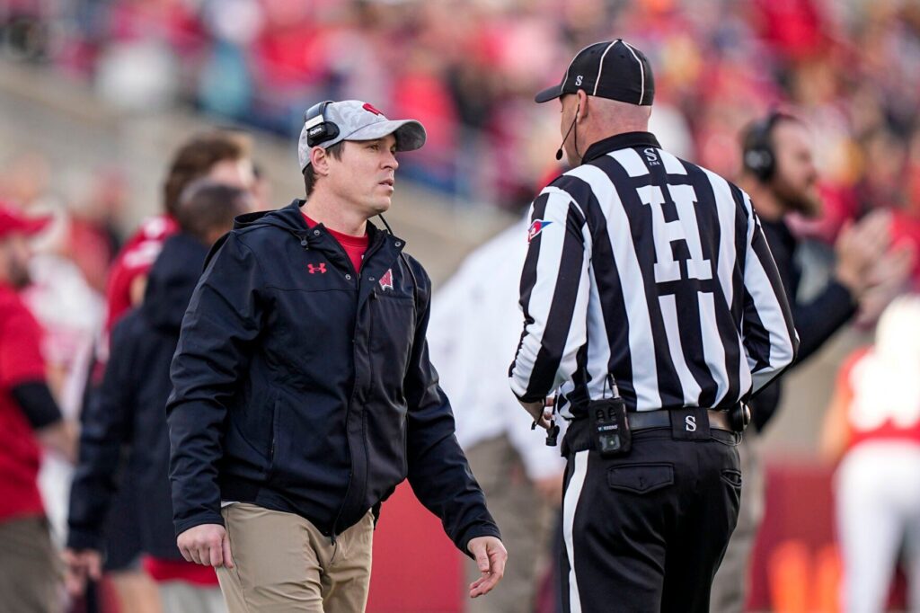 Chargers don't hire Broncos' Jim Leonhard after interview; Davis Webb remains in mix for multiple jobs