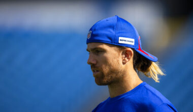 John Harbaugh retains Chad Hall as Giants' receivers coach