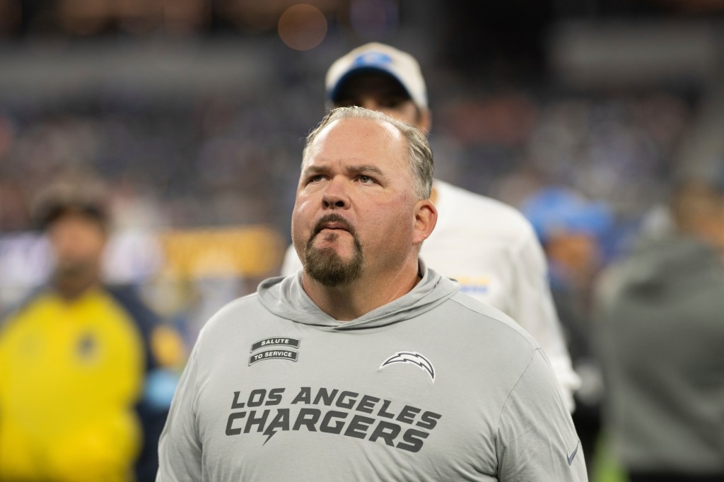 Chargers fire offensive coordinator Greg Roman, offensive line coach Mike Devlin – Orange County Register