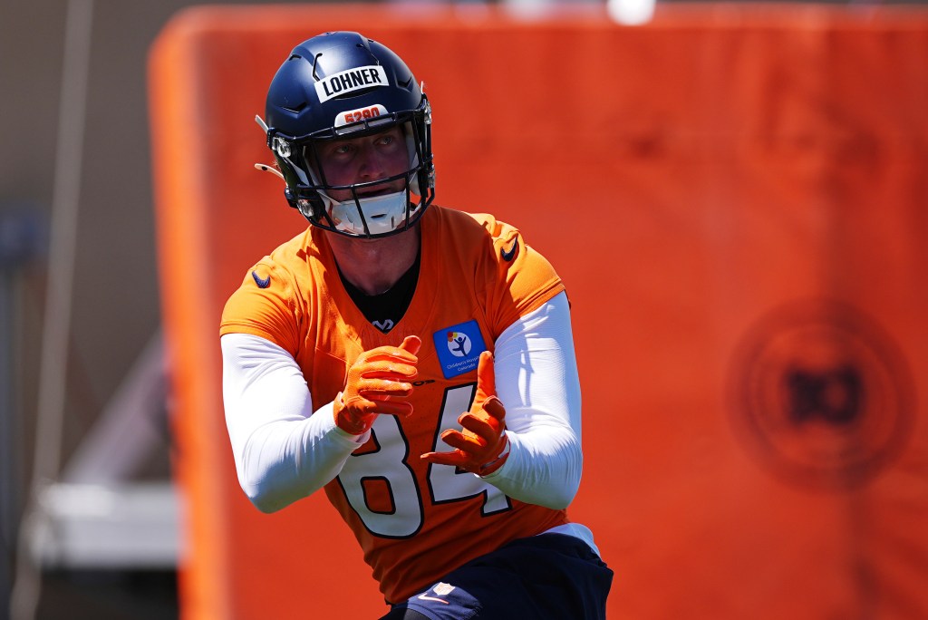 Broncos elevate WR Elijah Moore, TE Caleb Lohner vs. Bills
