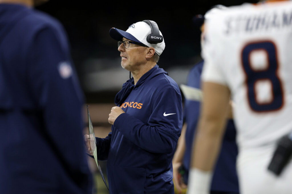 Bills hiring Broncos assistant Pete Carmichael as offensive coordinator, per source