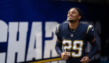 Officials take away Chargers' chance at comeback vs. Texans