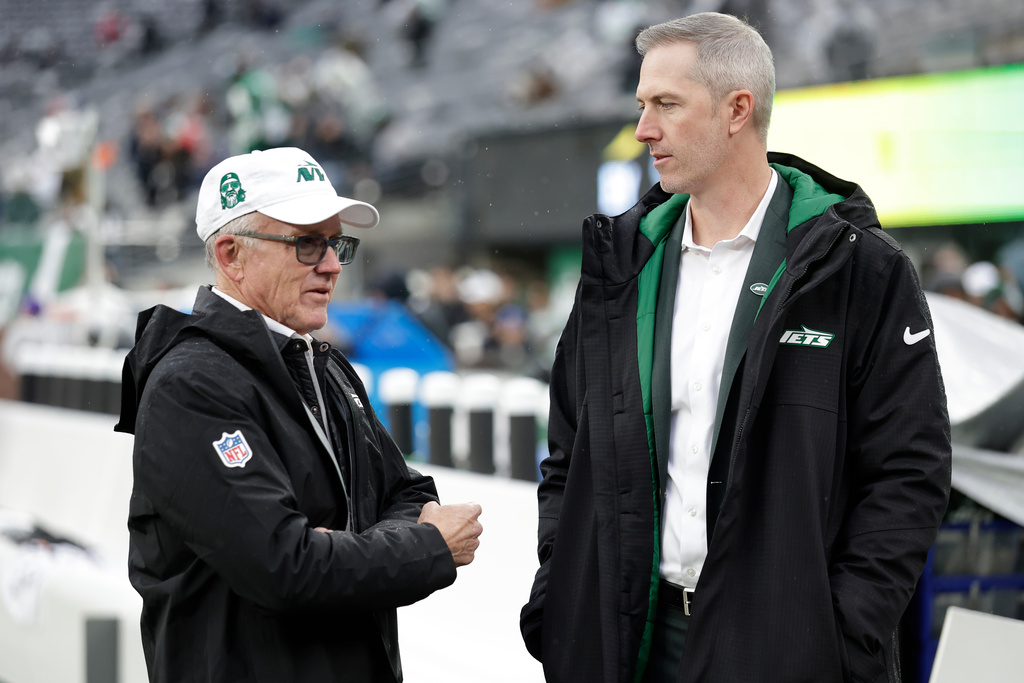 After Dante Moore decides to stay in school, what should Jets do at QB?