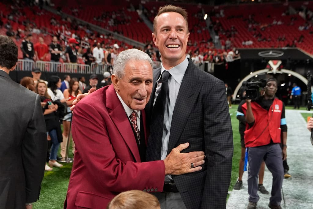 Falcons name former franchise QB President of Football