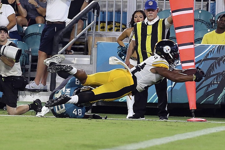 Kenny Pickett Benny Snell