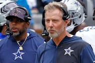 Dallas Cowboys defensive coordinator Matt Eberflus, right, is seen in the second half of an...