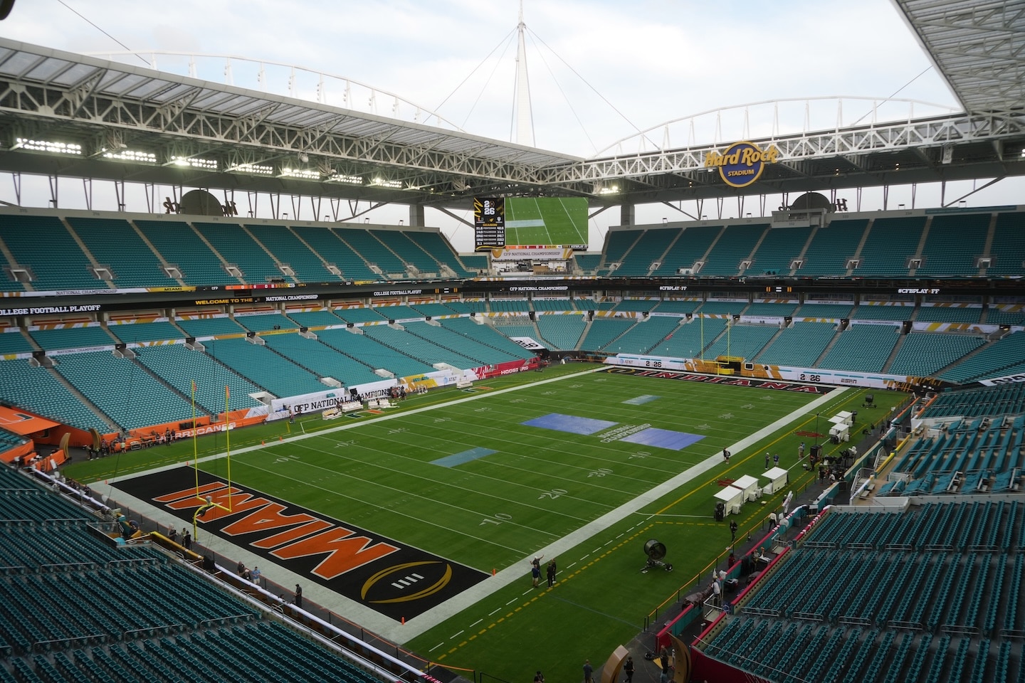 Live updates: Indiana vs. Miami in the College Football Playoff National Championship Game