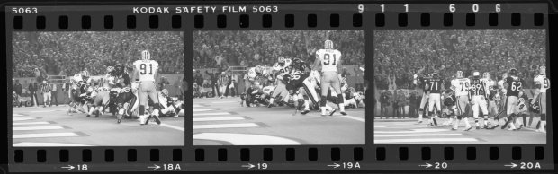 Chicago Bears William Perry scores a touchdown against the Green Bay Packers during a "Monday Night Football" game on Oct. 21, 1985. The Bears won 23-7. (Ed Wagner/Chicago Tribune)