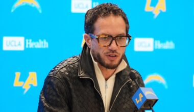 Mike McDaniel 'Geeked' to Work with Justin Herbert After Chargers OC Contract, Talks QB's Ceiling