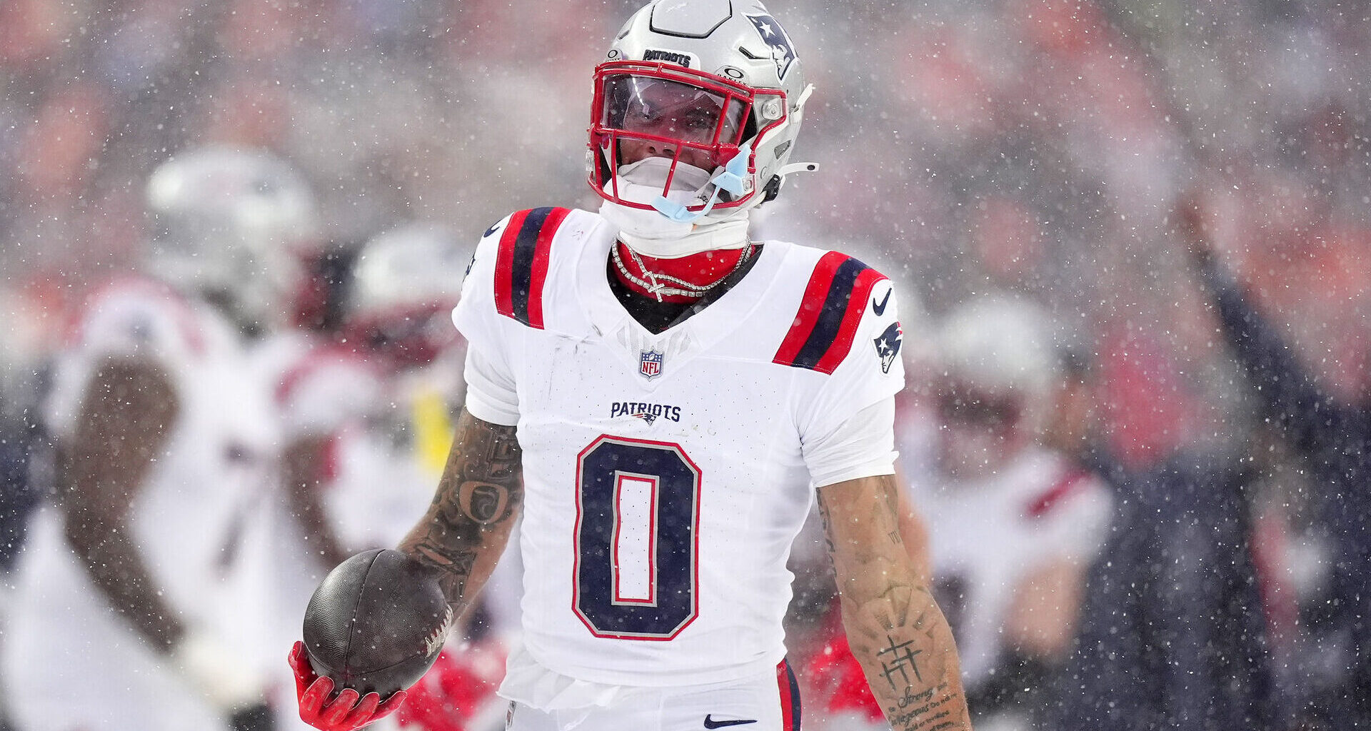 Patriots' Mike Vrabel Praises Star Cornerback Christian Gonzalez