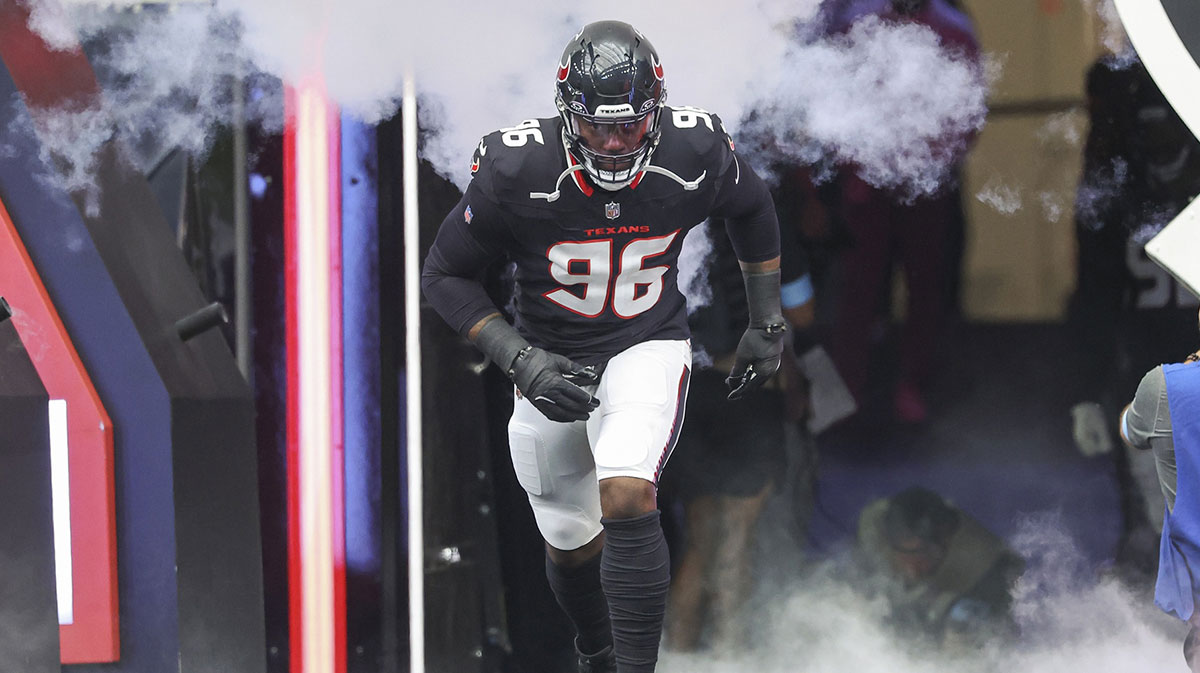 Houston Texans defensive end Denico Autry (96) runs onto the field before the game against the Indianapolis Colts at NRG Stadium.