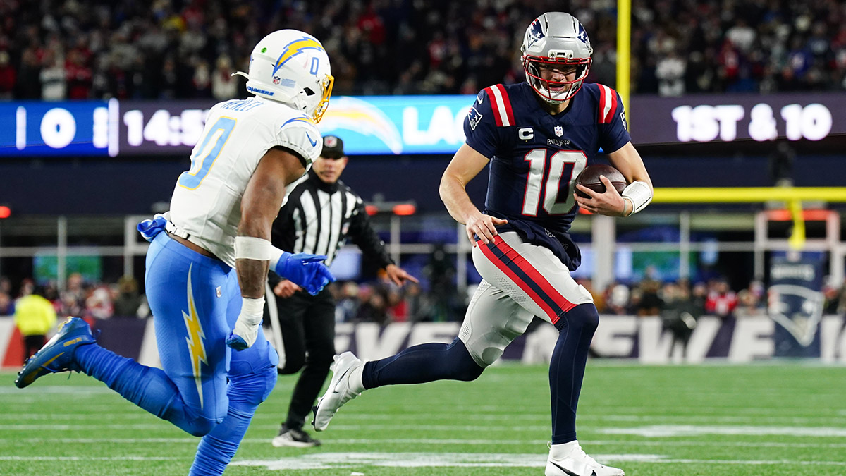 Patriots lead Chargers 6-3 in AFC Wild Card defensive battle – NBC Sports Boston
