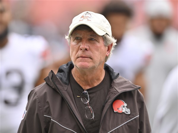 Stefanski hires former Browns offensive line coach in Atlanta