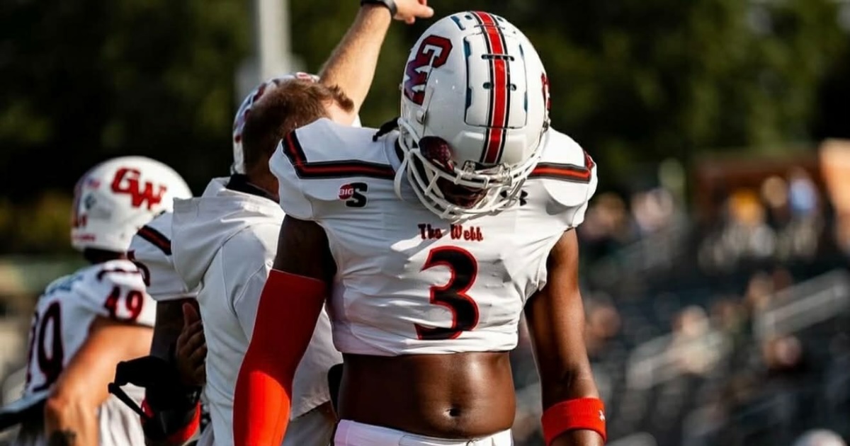 Transfer edge Antonio O'Berry.