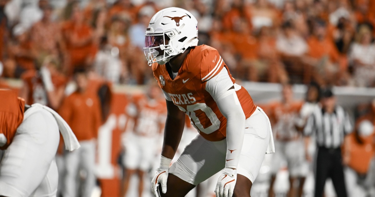 Kentucky football helmet on the sideline, via Dr. Michael Huang, KSR