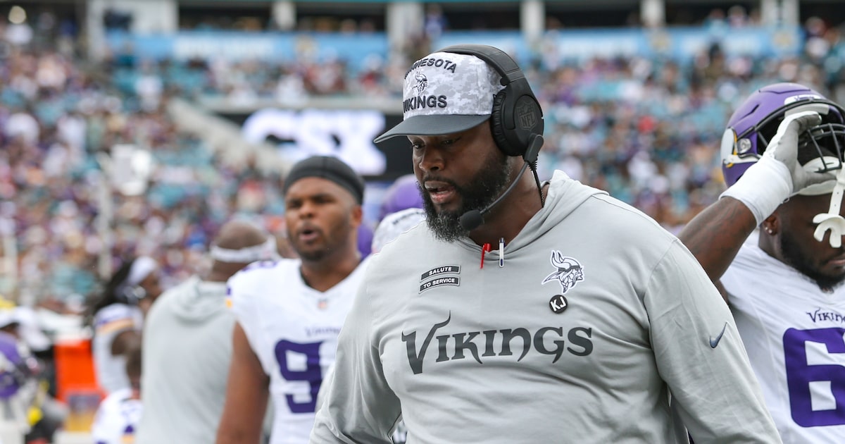 Dallas Cowboys to interview Vikings defensive assistant Marcus Dixon, per report