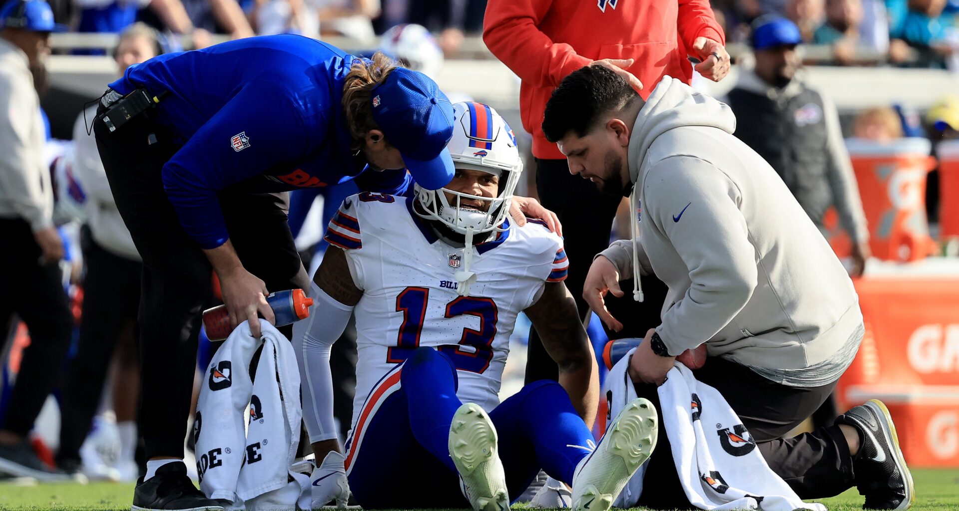 Bills Get Dire Sign on WR Gabe Davis After Playoff Injury