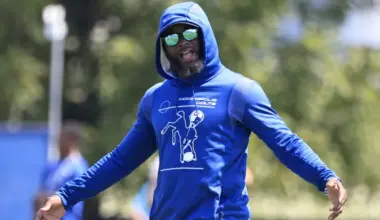 Colts legend Reggie Wayne reveals honest feelings on continued Hall of Fame snubs image