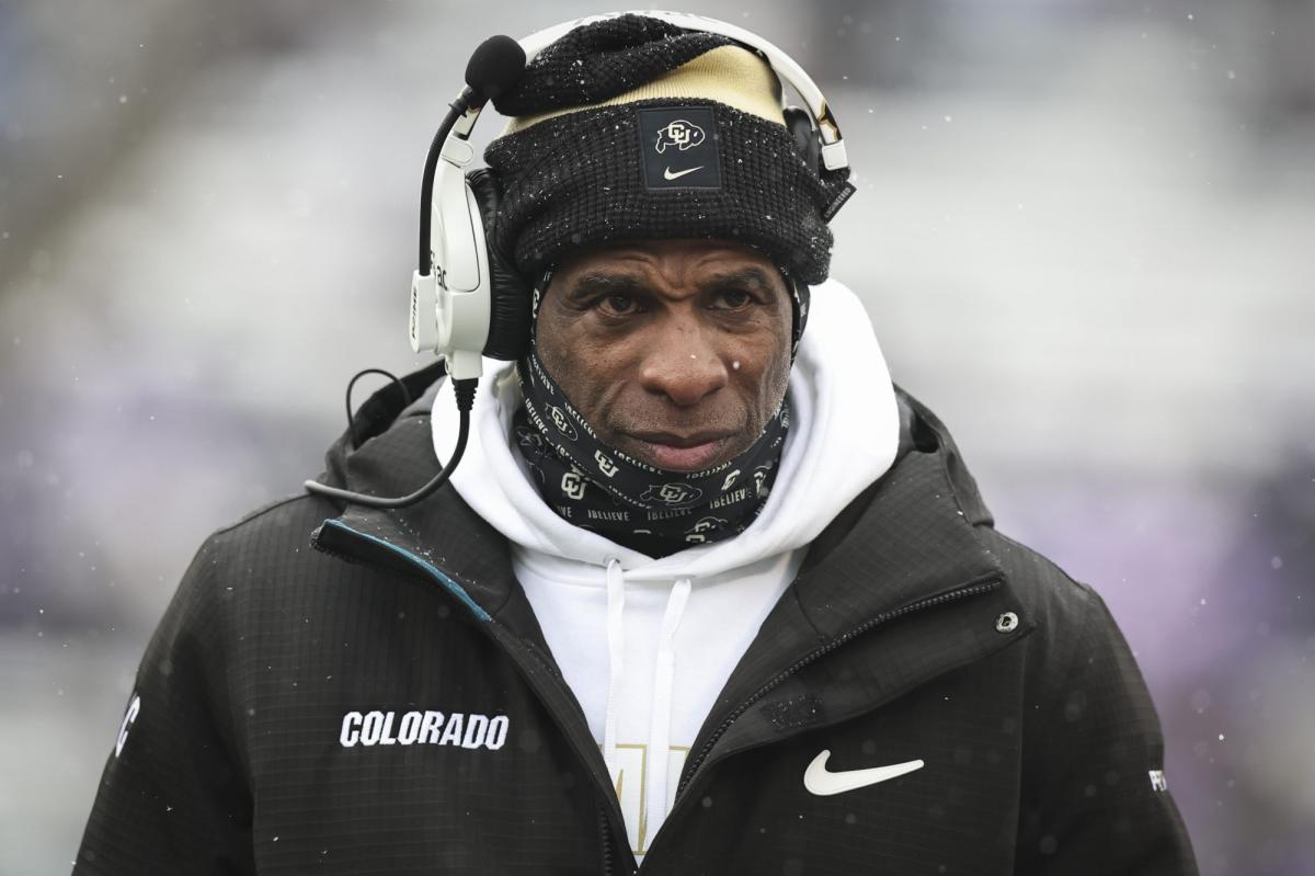 Deion Sanders receives about five death threats a day, his bodyguard says