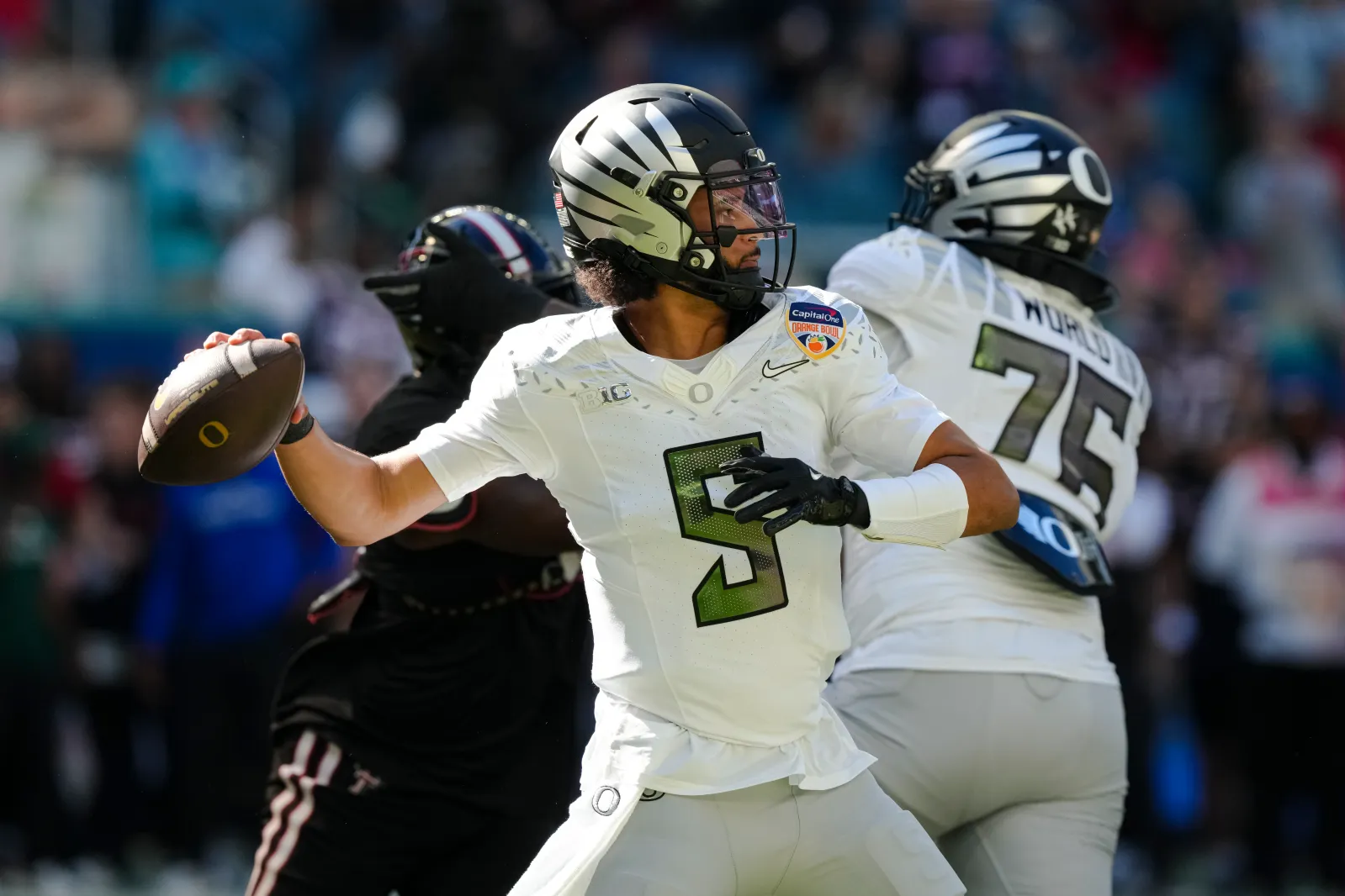 Dante Moore, Oregon Ducks