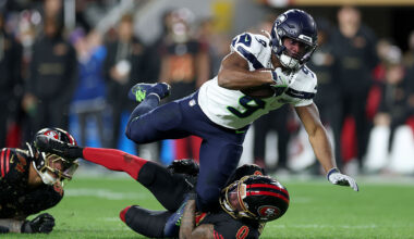 SANTA CLARA, CALIFORNIA - JANUARY 03: Kenneth Walker III #9 of the Seattle Seahawks in action during the NFL 2025 game between Seattle Seahawks and San Francisco 49ers at Levi's Stadium on January 03, 2026 in Santa Clara, California. (Photo by Ezra Shaw/Getty Images)