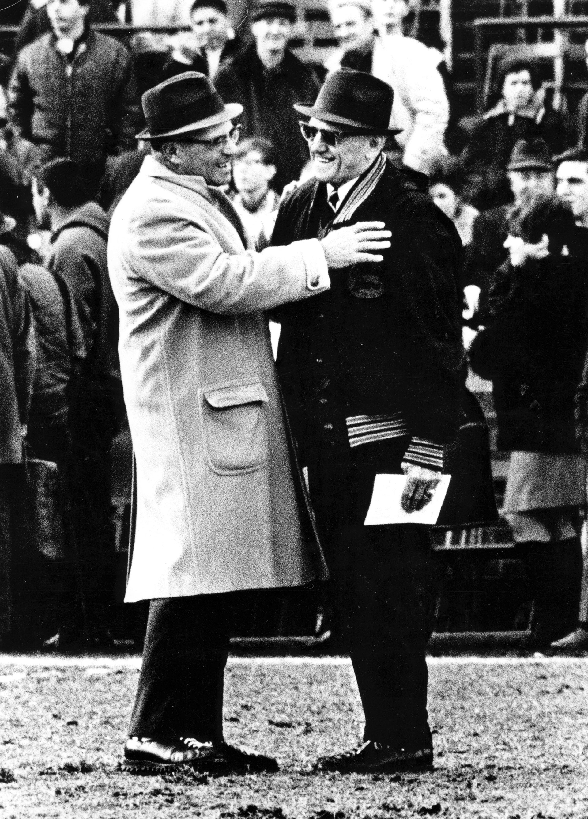 Packers Hall of Fame head coach Vince Lombardi greets Bears Hall of Fame head coach George Halas on Nov. 26, 1967, at Wrigley Field. This was the last time these two titans of the NFL met as adversaries.