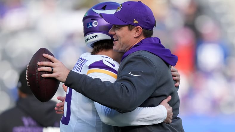 J.J. McCarthy and Kevin O'Connell at the New York Giants in 2025