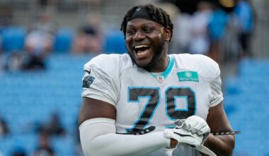 Panthers OT Ikem Ekwonu tears patellar tendon, faces surgery