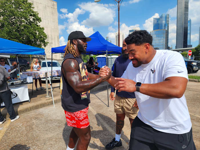 Texans activate Darrell Taylor Jr., release K’Von Wallace